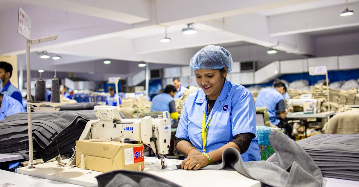 Dây chuyền sản xuất máy may Bình Dương