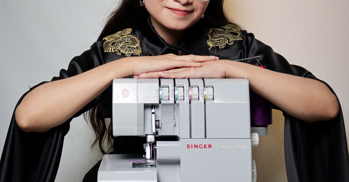 Kỹ thuật viên sửa chữa máy may chuyên nghiệp Đồng hành cùng xưởng may của bạn phát triển